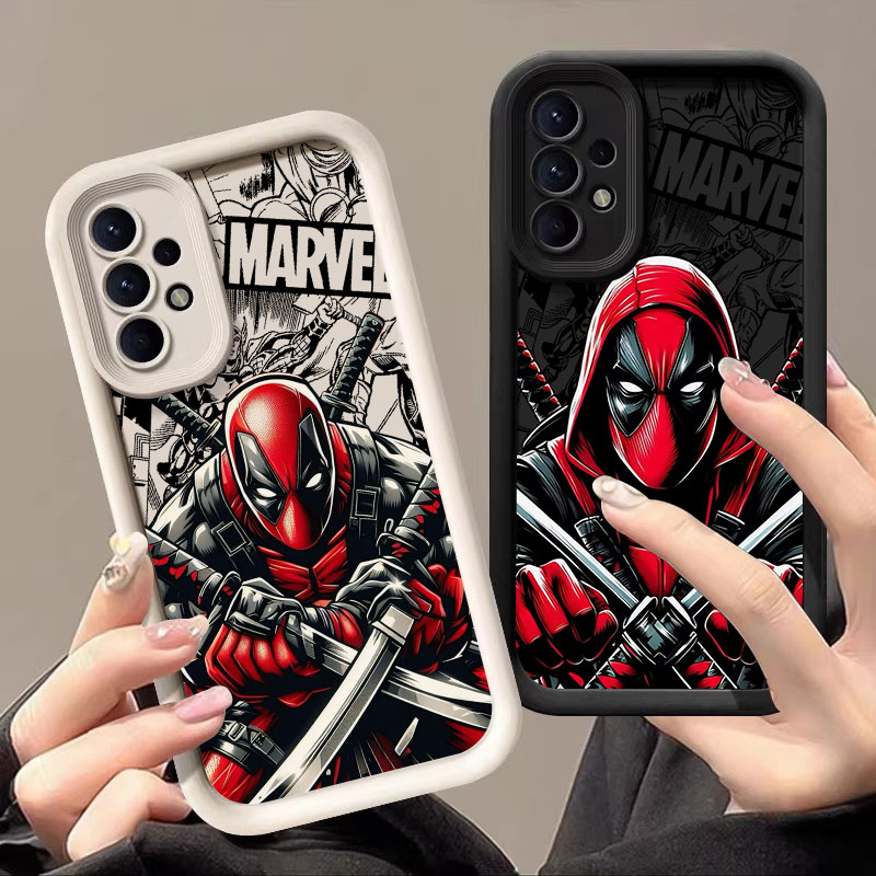 Phone Cases Samsung A14 - Etui z motywem Szermierza Deadpoola z