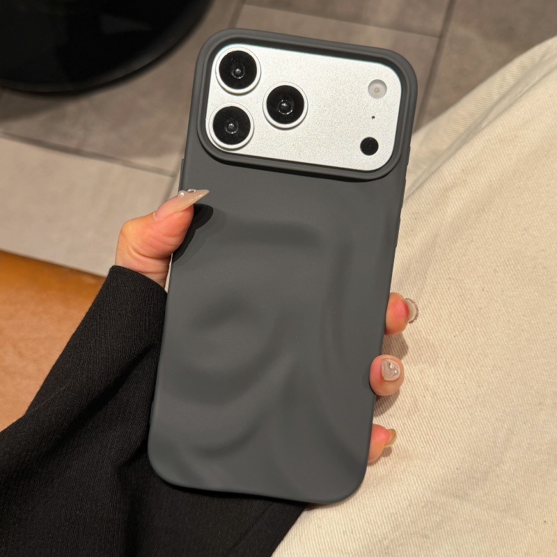 Luksusowe, faliste, żelowe, ma – Luxury Plating Case recenzja i cena